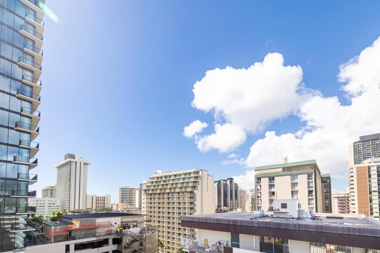 Beautiful Studio In The Heart Of Vibrant Waikiki Хонолулу Екстериор снимка