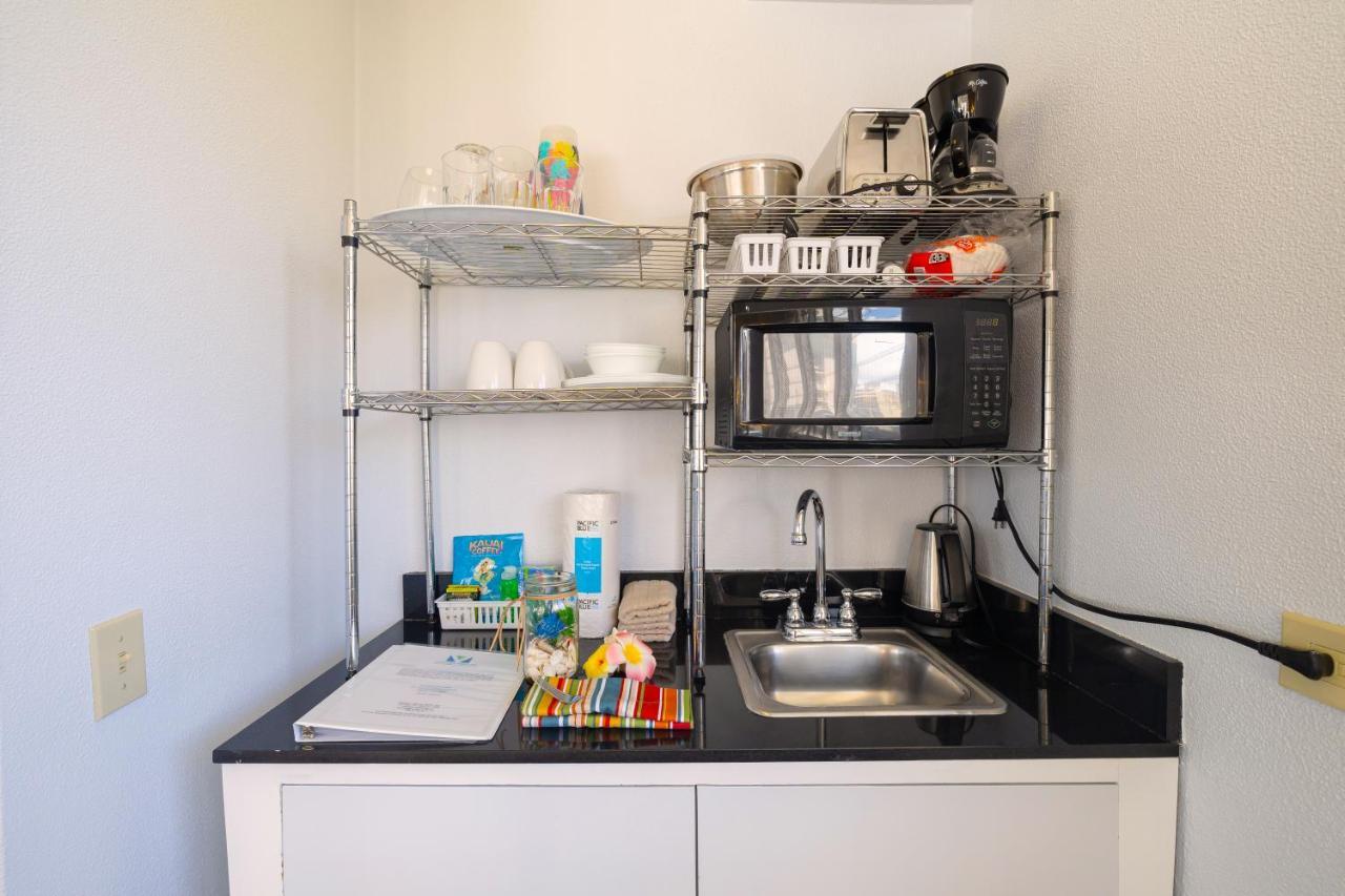 Beautiful Studio In The Heart Of Vibrant Waikiki Хонолулу Екстериор снимка