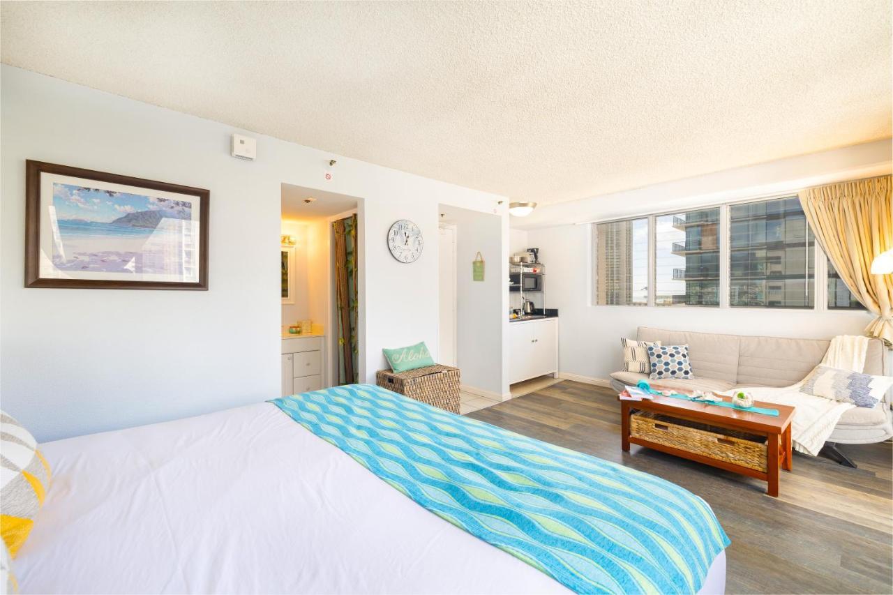 Beautiful Studio In The Heart Of Vibrant Waikiki Хонолулу Екстериор снимка