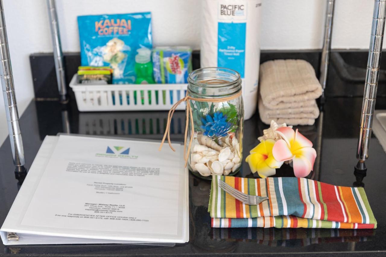 Beautiful Studio In The Heart Of Vibrant Waikiki Хонолулу Екстериор снимка