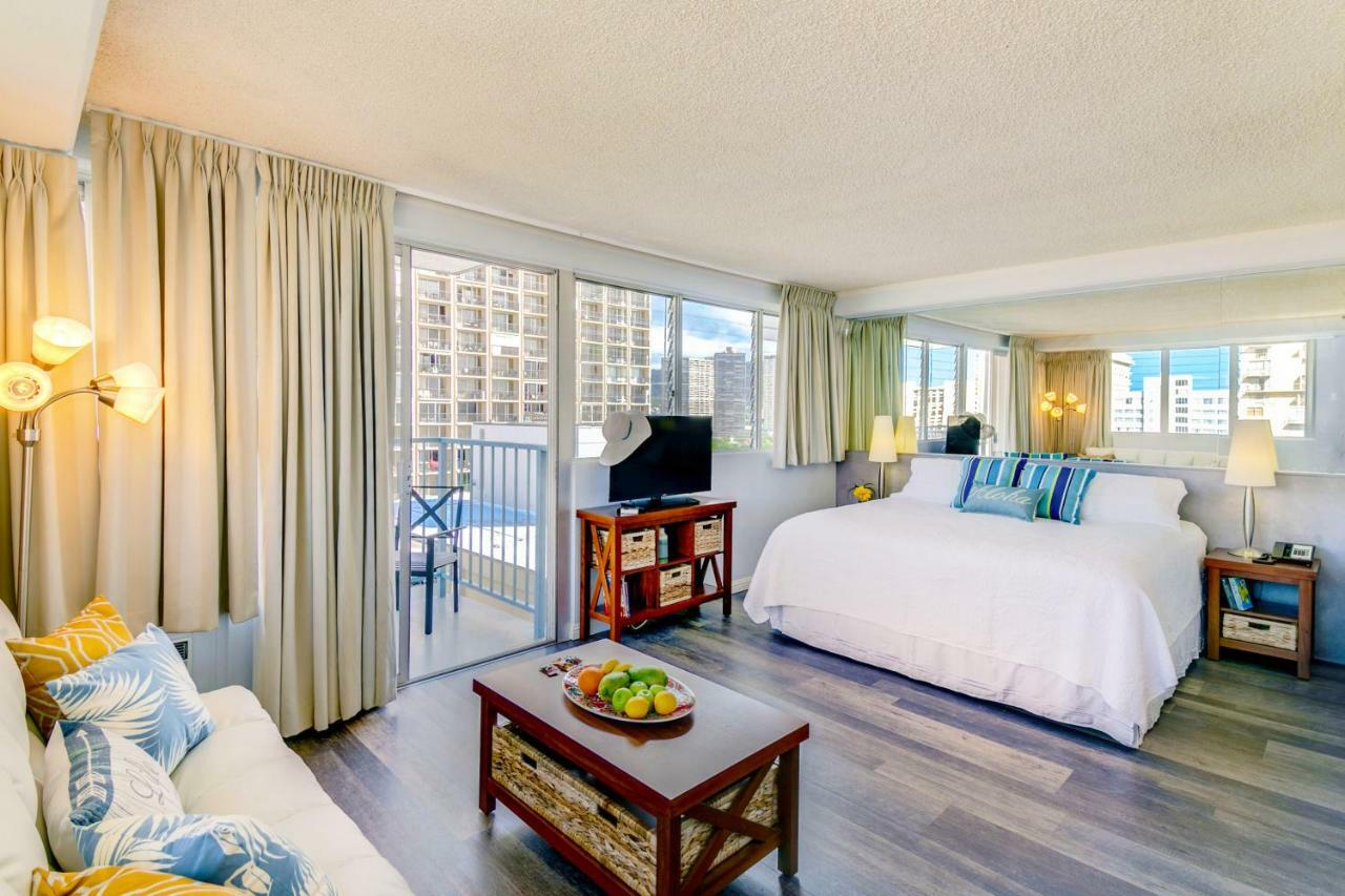 Beautiful Studio In The Heart Of Vibrant Waikiki Хонолулу Екстериор снимка